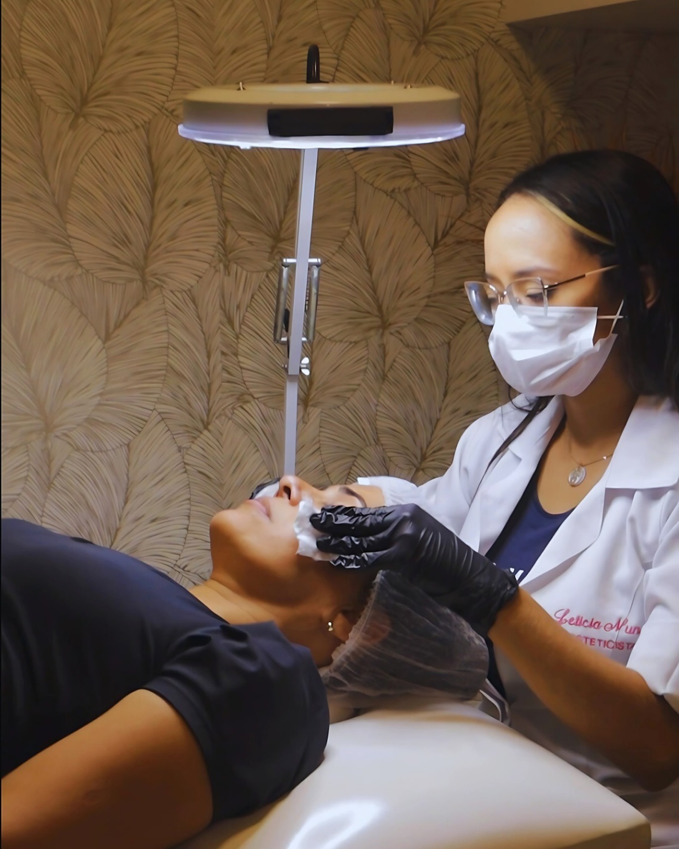 Estética facial na Deise Hair Studio